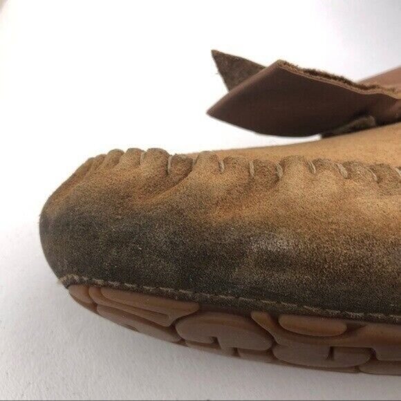 UGG Dakota Bow Moccasin Slippers 7 - Picture 12 of 12
